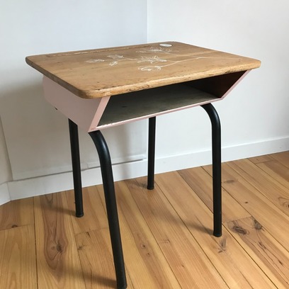 Vente avec paiement en ligne: Pupitre / bureau d'écolier pour enfant rose layette