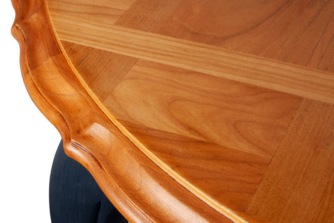 Table à manger bois et Abîme