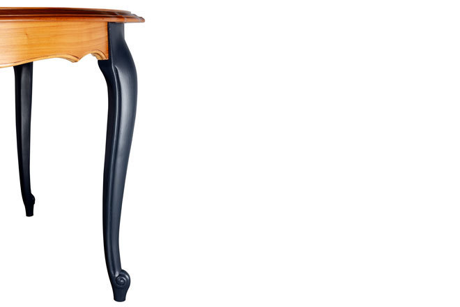 Table à manger bois et Abîme