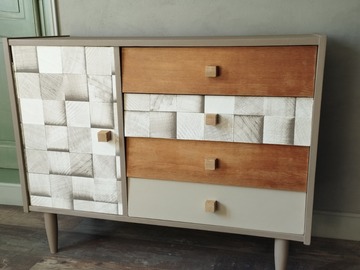Vente avec paiement en ligne: Buffet/commode cube