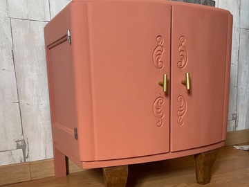 Vente avec paiement en ligne: Chevet 30's ocre rouge