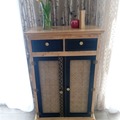 Vente avec paiement en ligne: Buffet en bois, laiton et cannage