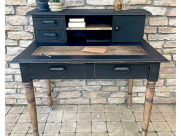 Vente avec paiement en ligne: Bureau secrétaire ancien en bois massif