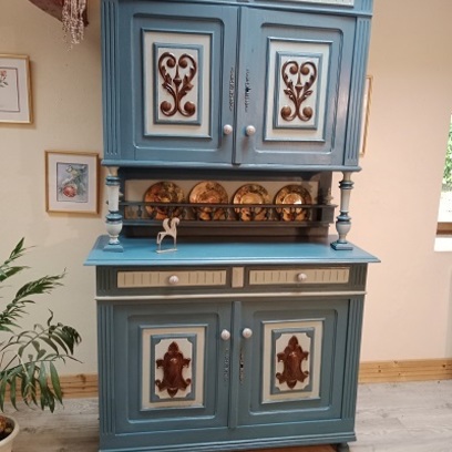 Vente avec paiement en ligne: Buffet vintage 2 corps style Henri II