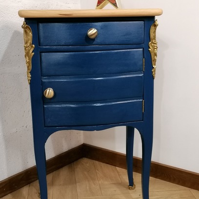 Vente avec paiement en ligne: Chevet style Louis XVI