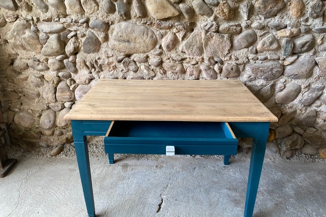 Table de ferme bleu pétrole