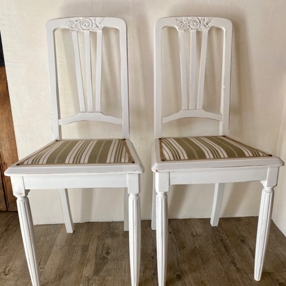 Vente avec paiement en ligne: Nina et Ninon, les chaises jumelles