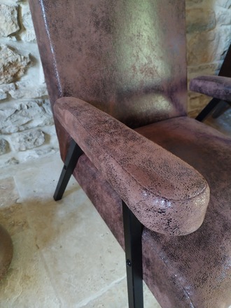 Fauteuil année 70's suédine imitation vieux cuir