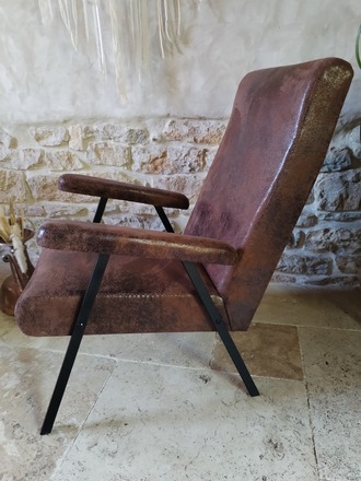 Fauteuil année 70's suédine imitation vieux cuir