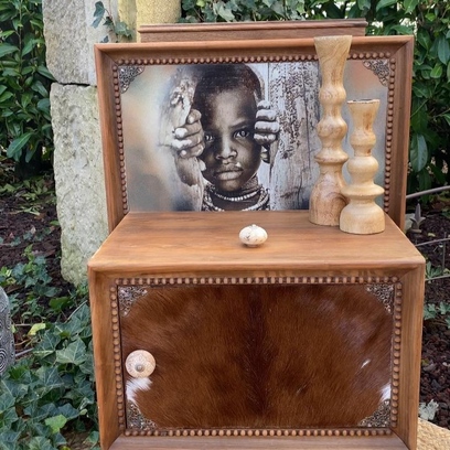 Vente avec paiement en ligne: Chevet Art déco style africain
