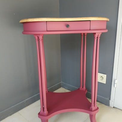 Vente avec paiement en ligne: Table d'appoint vieux rose et marqueterie