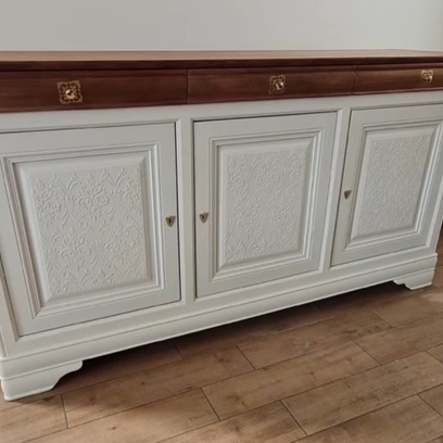 Vente avec paiement en ligne: Buffet merisier 3 portes blanc, bois et doré