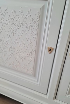 Buffet merisier 3 portes blanc, bois et doré