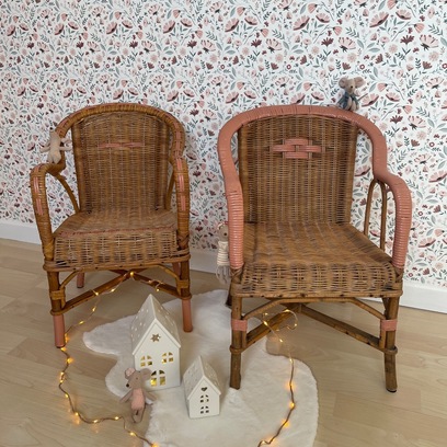 Vente avec paiement en ligne: Lot 2 fauteuils enfant osier vintage orange