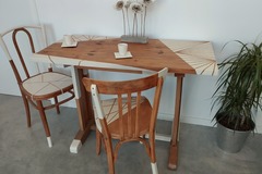 Vente avec paiement en ligne: Table bistrot années 50, bois et blanche, Colette