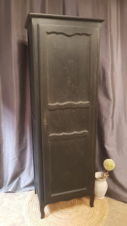 Bonnetière vintage, 1 porte, chêne peint en noir & patiné