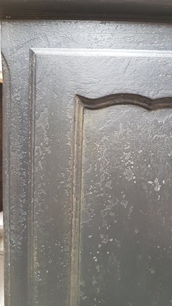 Bonnetière vintage, 1 porte, chêne peint en noir & patiné