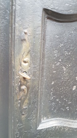 Bonnetière vintage, 1 porte, chêne peint en noir & patiné