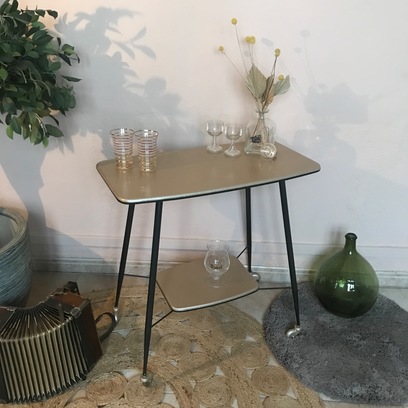 Vente avec paiement en ligne: Desserte Table Roulante Vintage Noire et Or