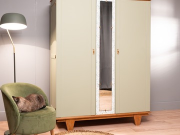 Vente avec paiement en ligne: Armoire penderie vintage vert luxembourg