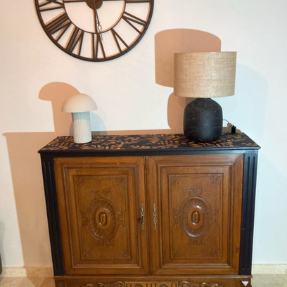 Vente avec paiement en ligne: Haut de buffet art déco bleu nuit plateau fleuri