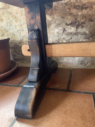 Table basse monastère bois et patine noire