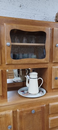 Grand buffet mado 2 corps années 50 bois et blanc champ de lin
