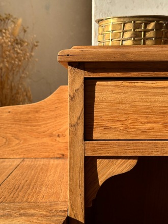 Meuble asymétrique d'appoint/chevet pieds Moustache terre cuite