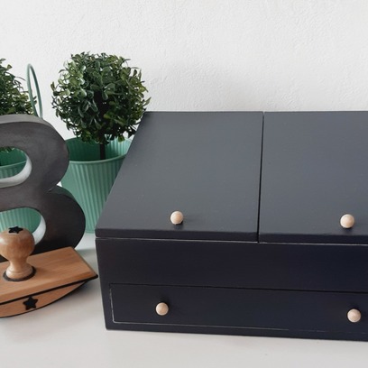 Vente avec paiement en ligne: Boîte de rangement à poser style pupitre gris parisien