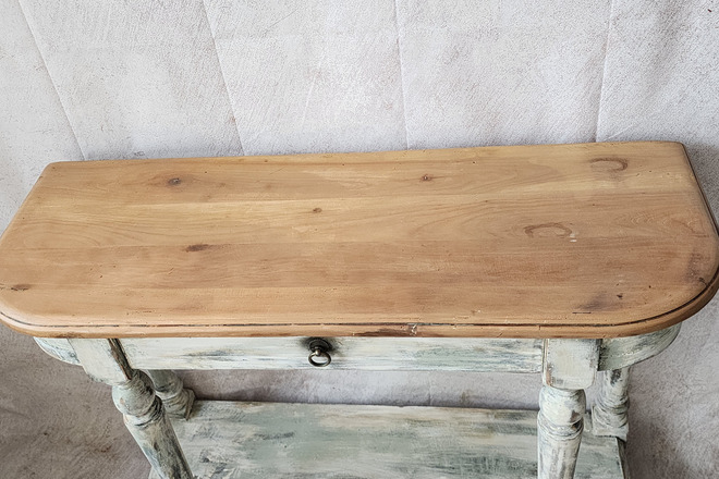 Console et miroir patiné blanc pour entrée