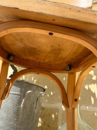 Chaise bistrot Baumann bois et or, Juliette