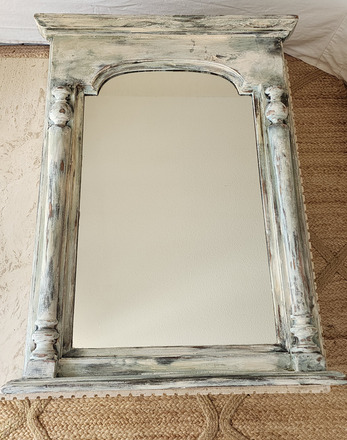 Console et miroir patiné blanc pour entrée