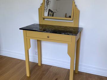 Vente avec paiement en ligne: Coiffeuse de style Art Déco Jaune Toscane