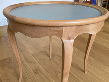 Vente avec paiement en ligne: Guéridon en merisier plateau doux bleu