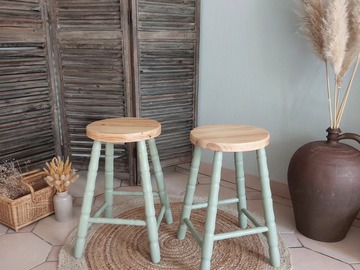 Vente avec paiement en ligne: Lot de 2 tabourets Vert Amande et Bois