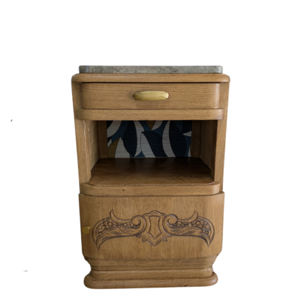 Chevet art déco en bois aux motifs ethniques