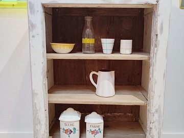 Vente avec paiement en ligne: Buffet / confiturier ouvert parisien patiné