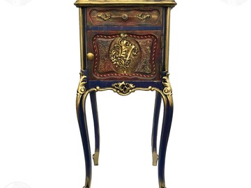 Vente avec paiement en ligne: Table de nuit style Louis XVI pieds cabrioles dorures