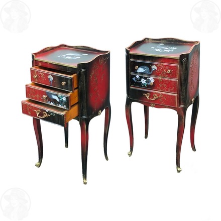 Paire de tables de nuit Louis XVI style chinois