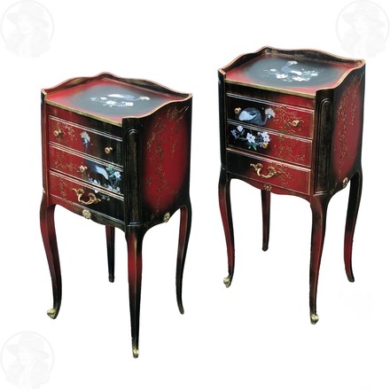 Paire de tables de nuit Louis XVI style chinois