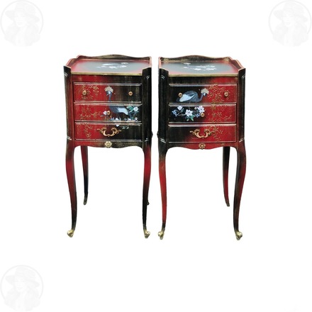 Paire de tables de nuit Louis XVI style chinois