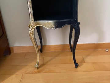 Vente avec paiement en ligne: Chevet "Douceur d'or" relooké à la feuille d'or 