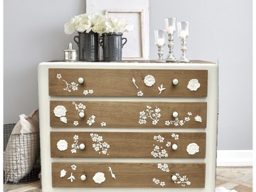 Vente avec paiement en ligne: Commode vintage fleurie pied moustache