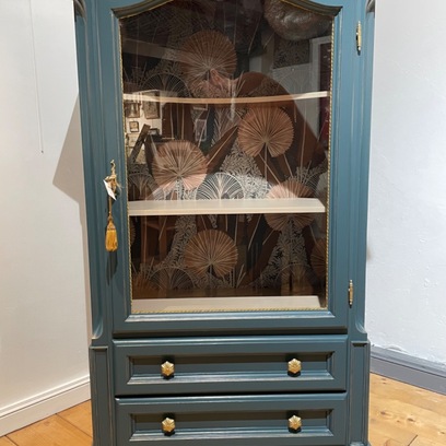 Vente avec paiement en ligne: Vitrine 1 porte relookée Broceliande