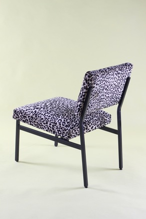 Fauteuil / Chauffeuse vintage modernisée tissu léopard