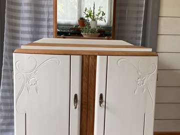 Vente avec paiement en ligne: Commode/coiffeuse Art Déco avec miroir, Plume