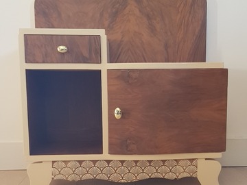 Vente avec paiement en ligne: Chevet art déco en loupe de Noyer et beige