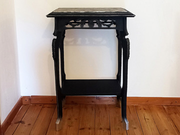 Vente avec paiement en ligne: Sellette style Art Nouveau noire et platine