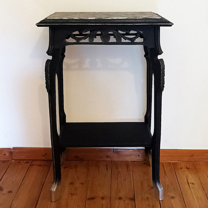 Vente avec paiement en ligne: Sellette style Art Nouveau noire et platine
