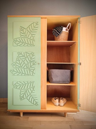Armoire / penderie vintage relookée verte